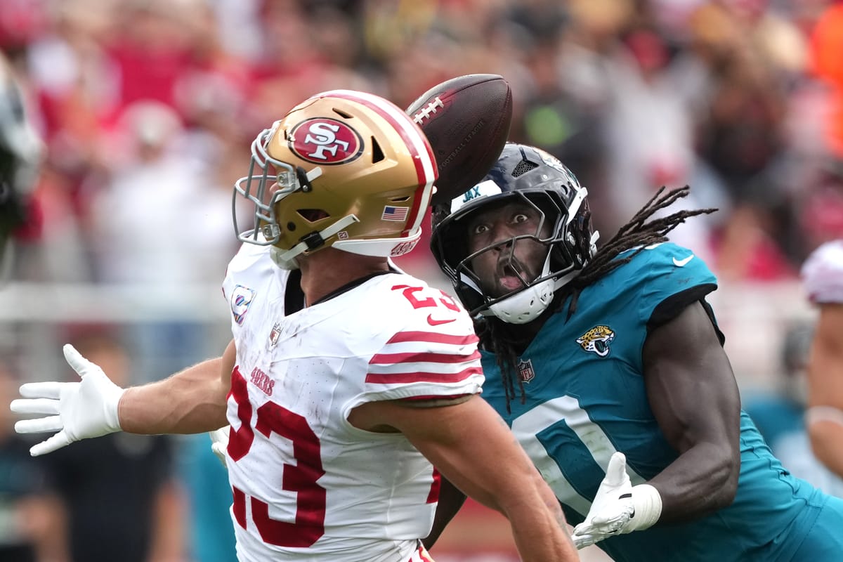 Week 4 Awards: 'God Rewards Those Who Run to the Football'